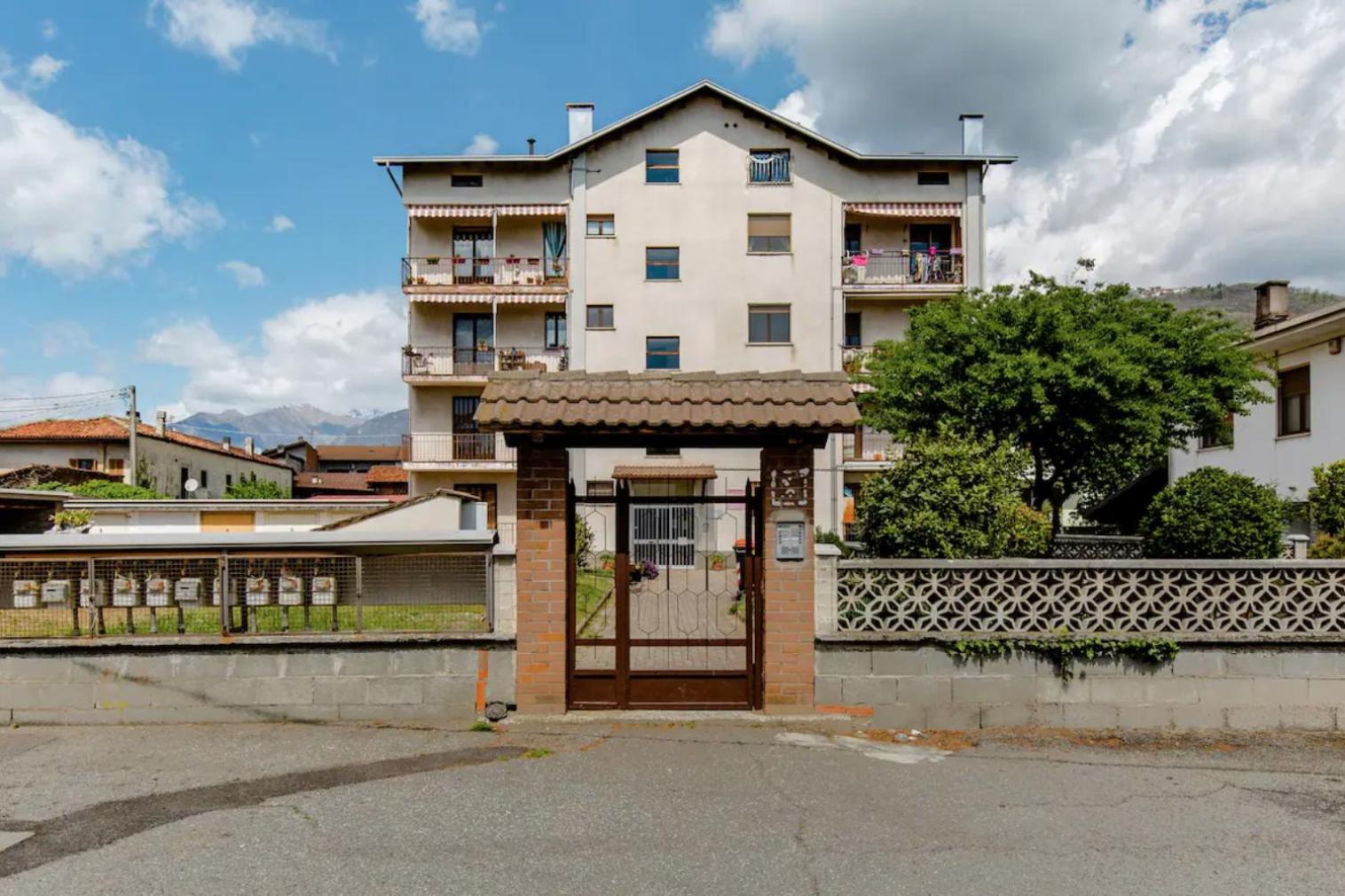 Boho House Bed & Breakfast Borgofranco d'Ivrea Exterior photo